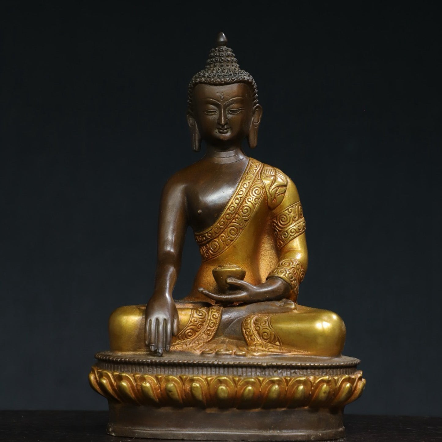 Pure copper statue of Amitabha Buddha