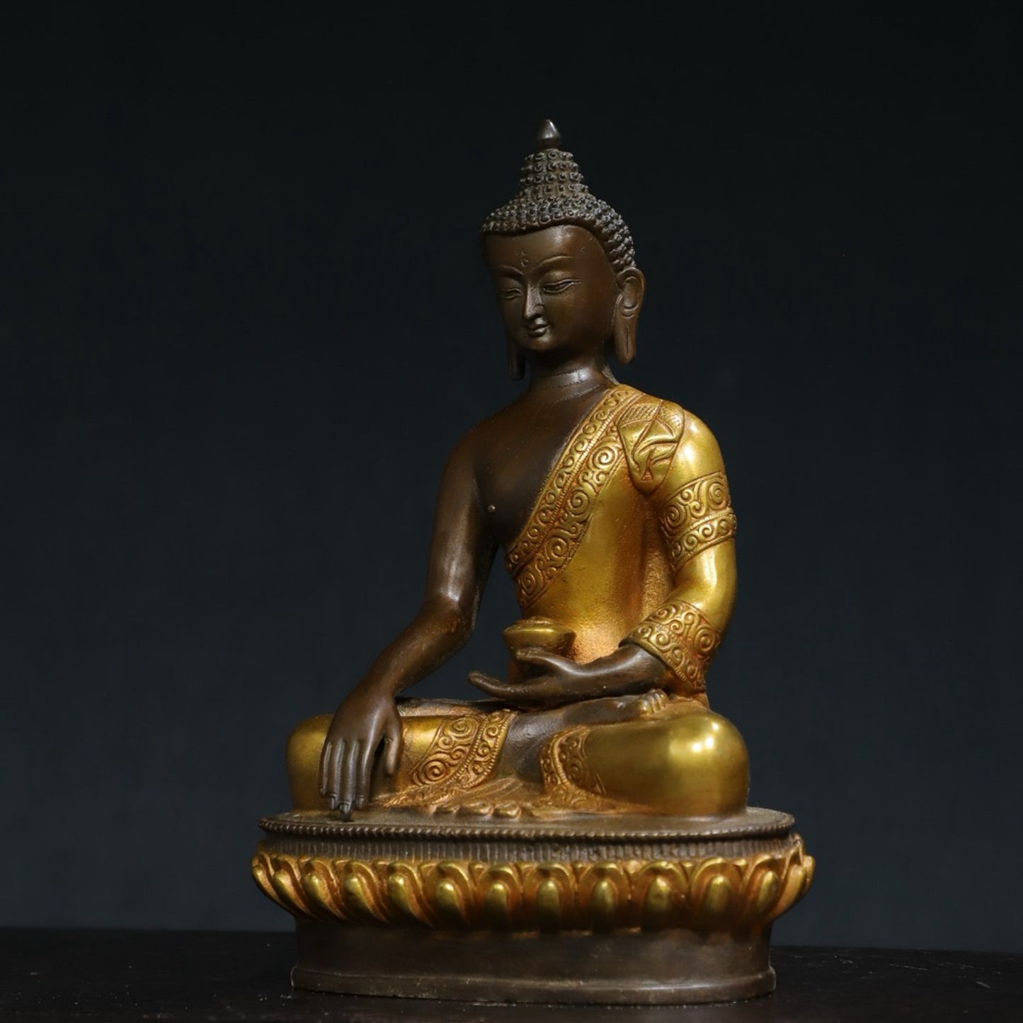 Pure copper statue of Amitabha Buddha