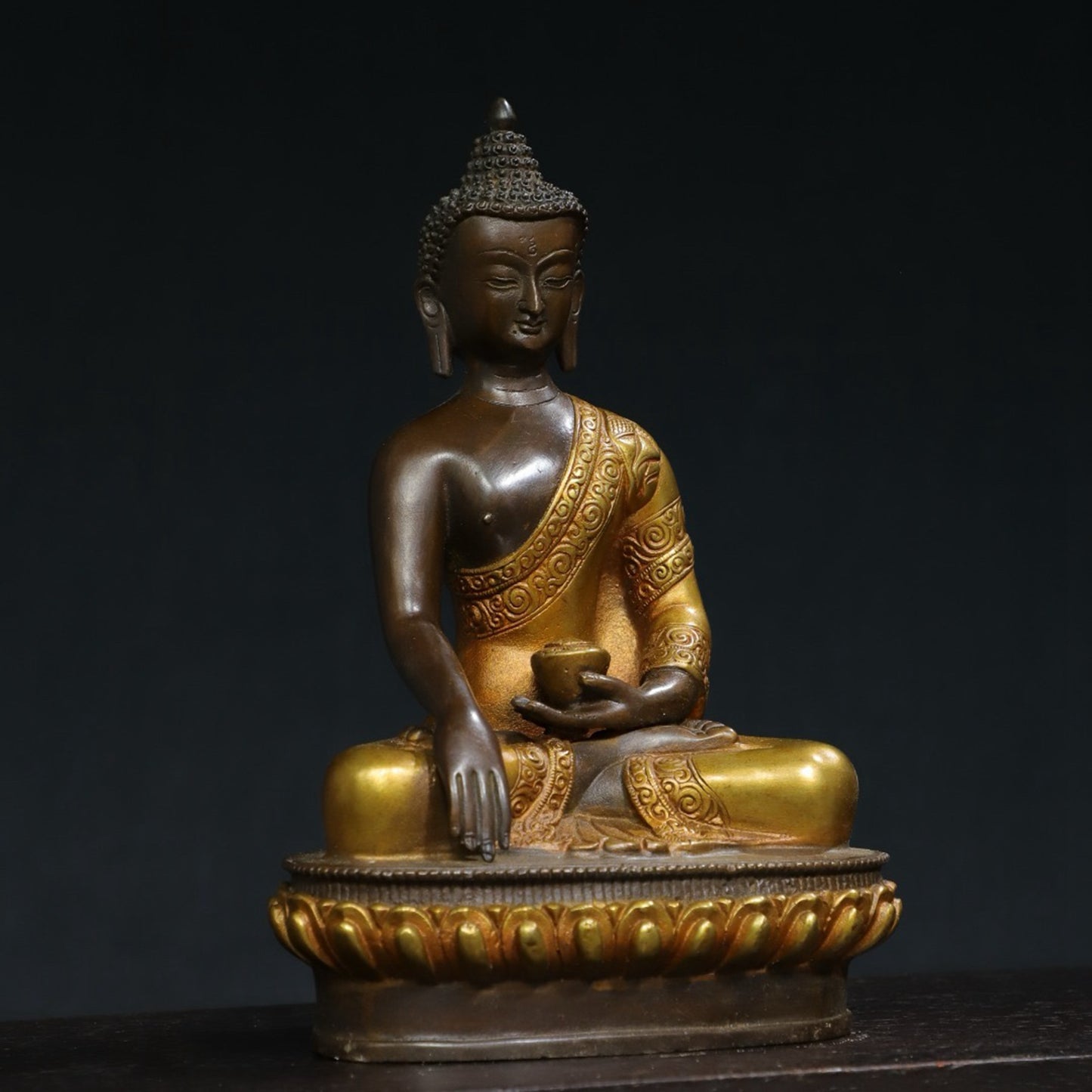 Pure copper statue of Amitabha Buddha