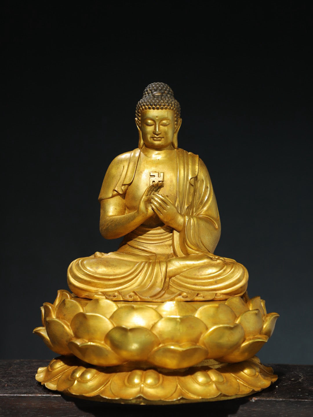 Chinese antique pure copper statue of the Great Sun Tathagata