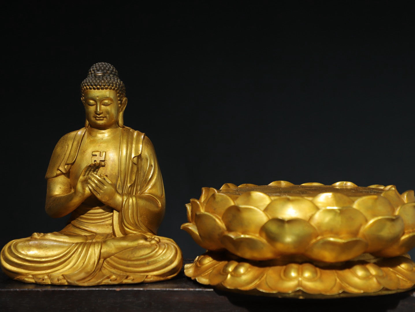 Chinese antique pure copper statue of the Great Sun Tathagata