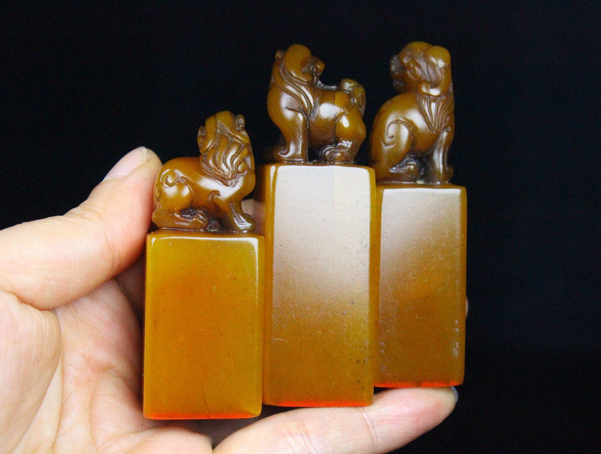 Shoushan Shitian Huangshi Beast Button Set Box Idle Seal