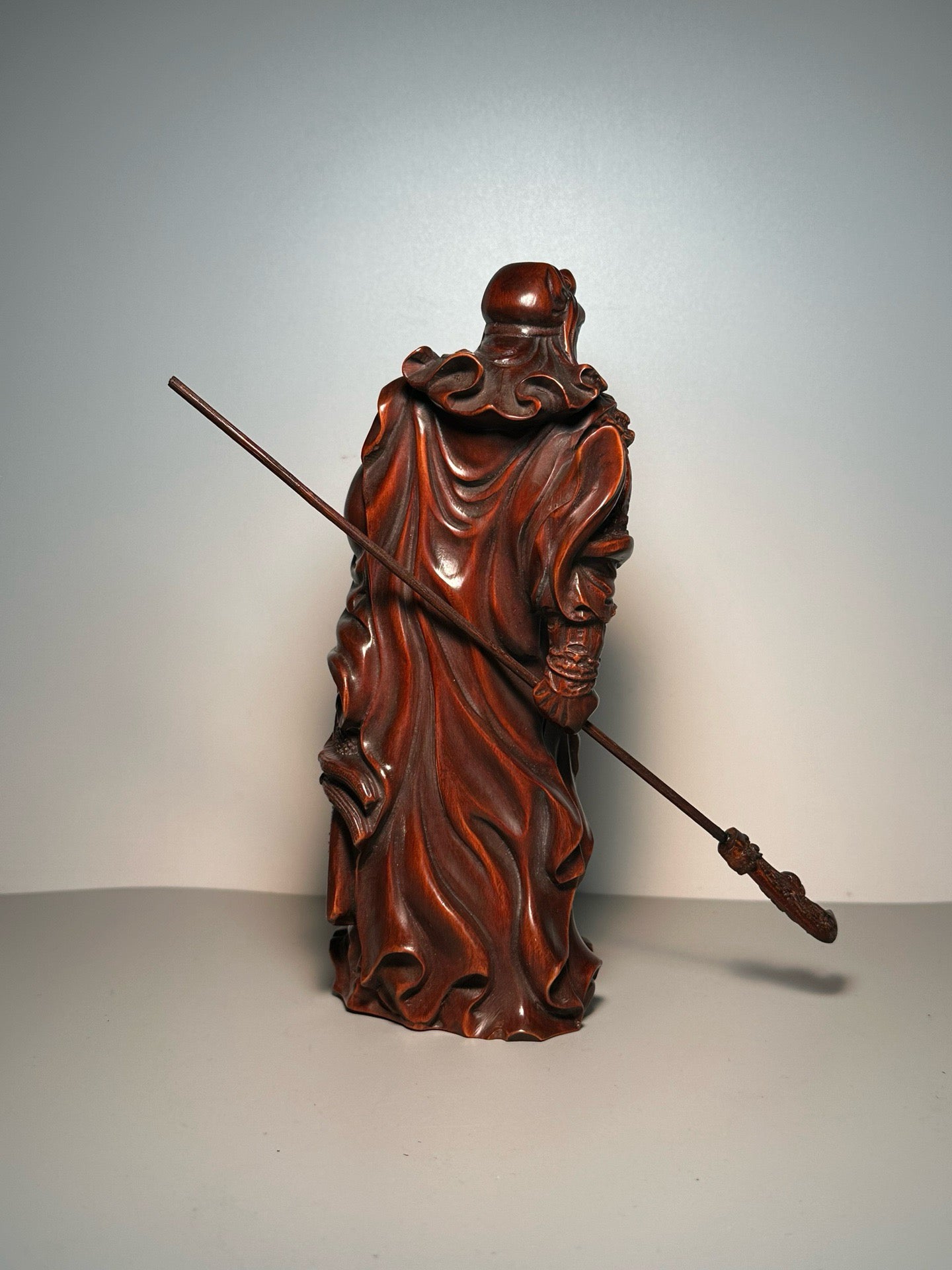 Chinese antique boxwood carving with exquisite craftsmanship to carve the Duke of Wuguan