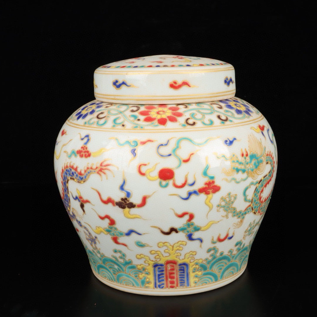 Three color cloud dragon patterned jar