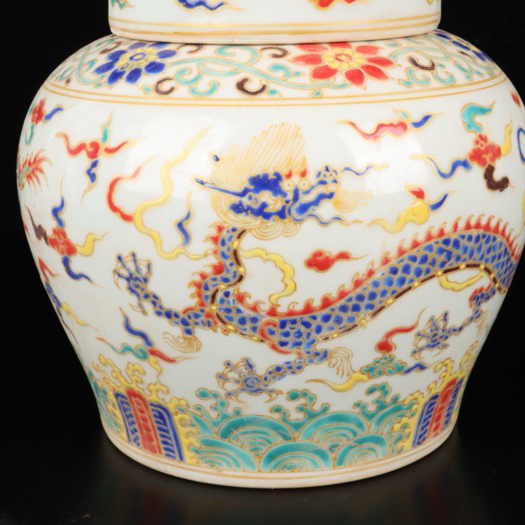 Three color cloud dragon patterned jar