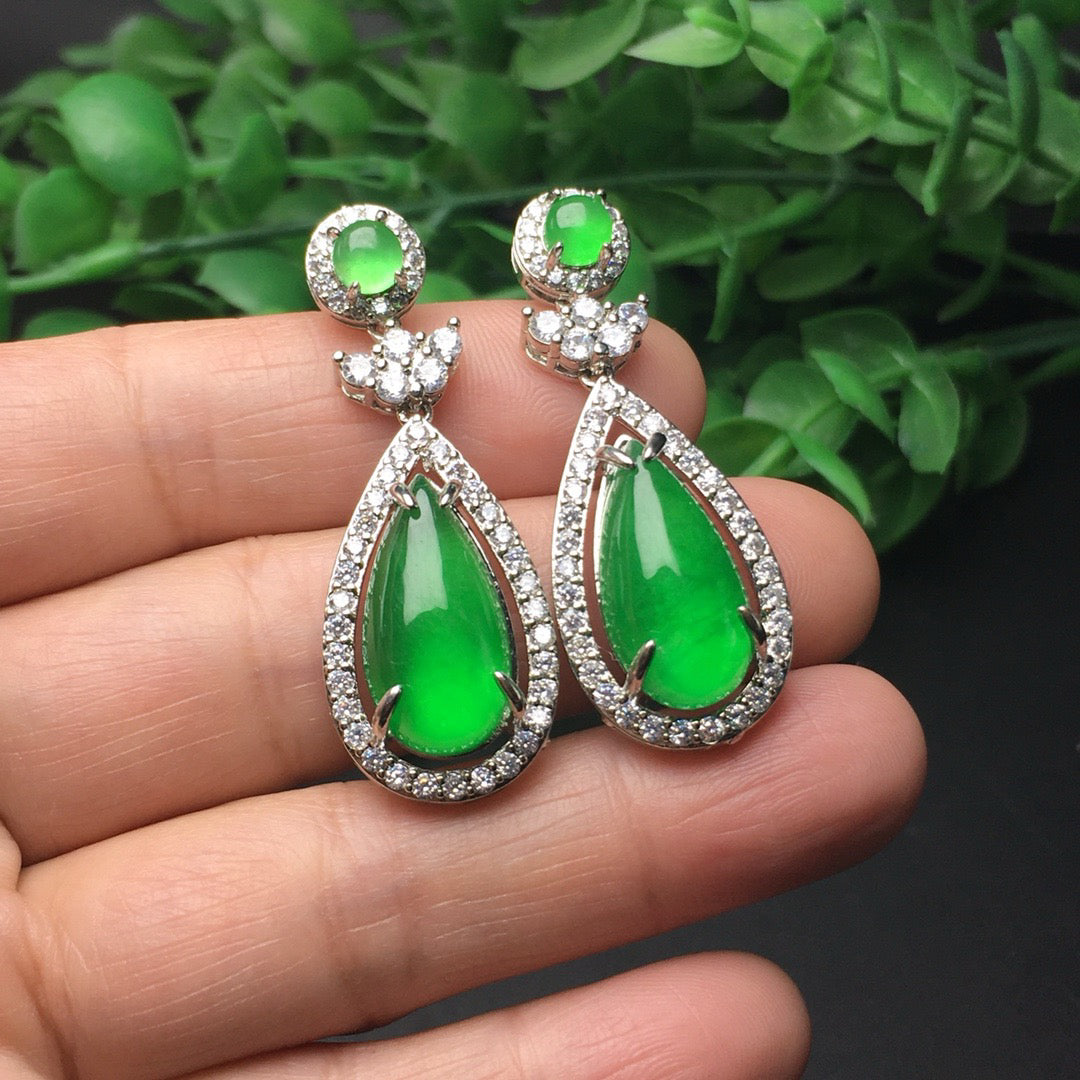 Ice green inlaid water drop earrings