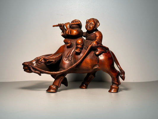 Chinese antique boxwood carving with exquisite craftsmanship, depicting shepherd boys riding cows