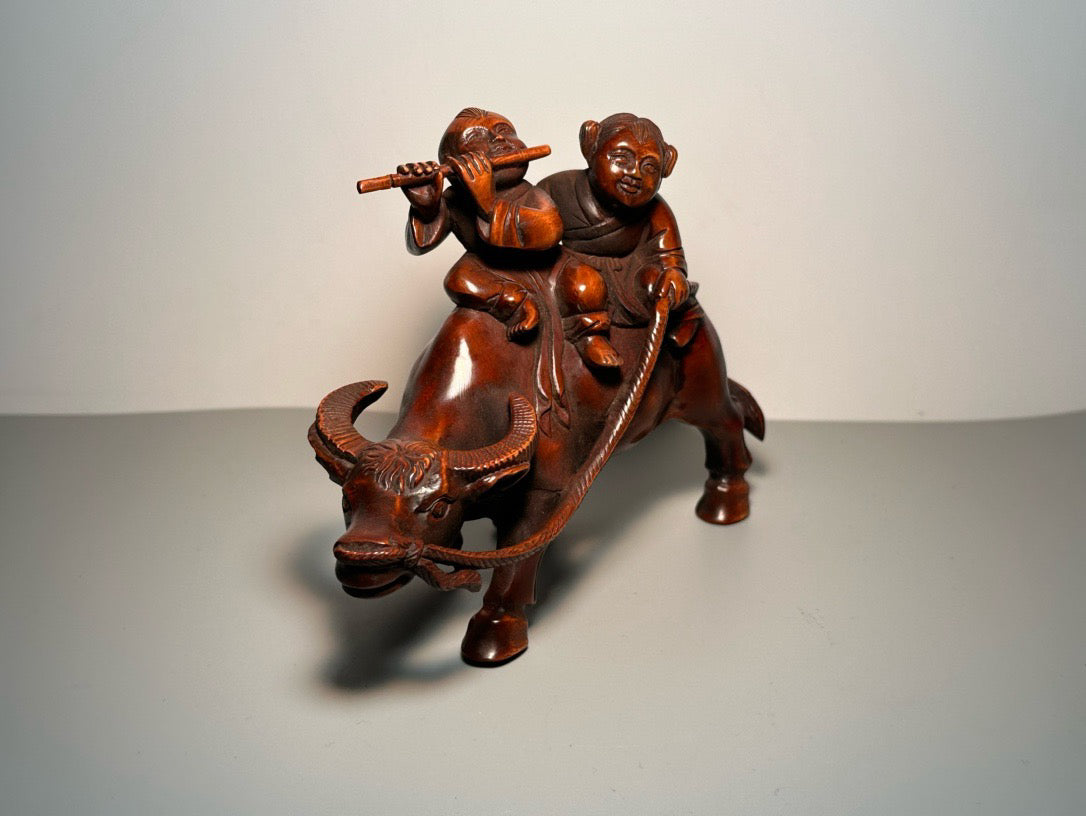 Chinese antique boxwood carving with exquisite craftsmanship, depicting shepherd boys riding cows