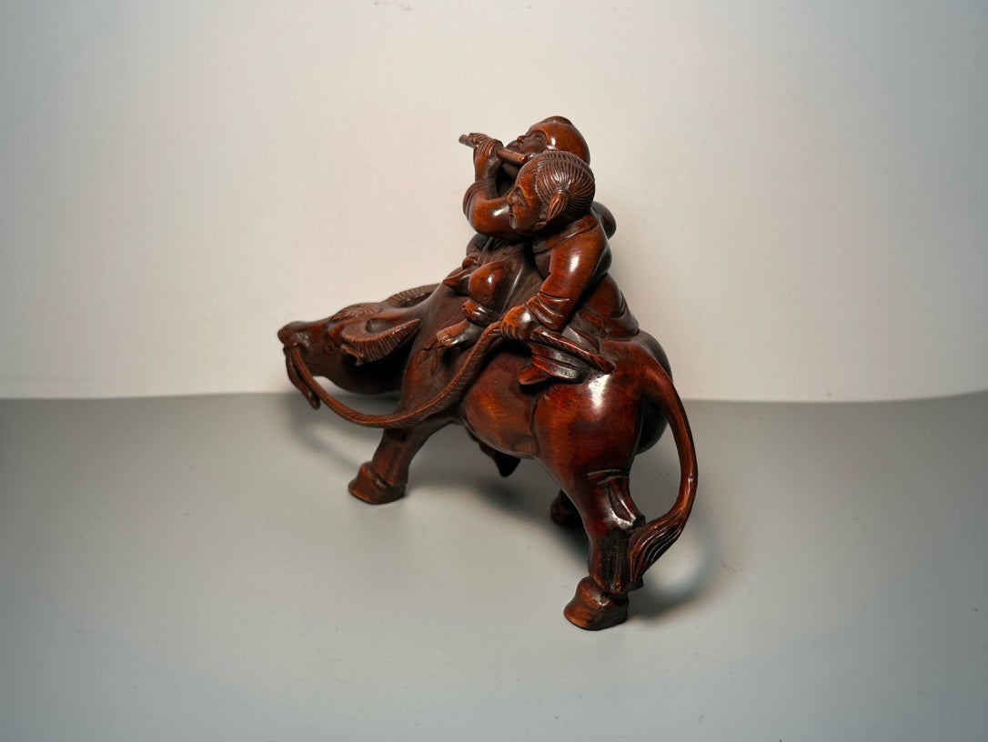 Chinese antique boxwood carving with exquisite craftsmanship, depicting shepherd boys riding cows