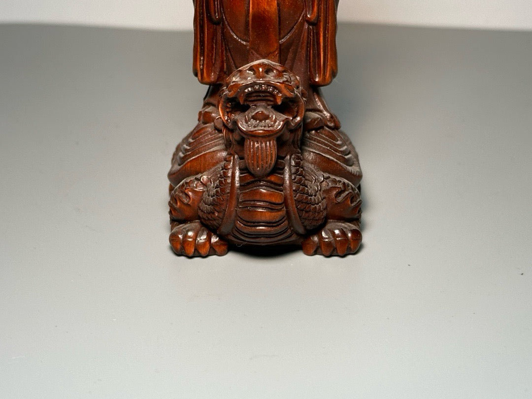 Chinese antique boxwood carving with exquisite craftsmanship to carve the God of Wealth, Dragon Turtle