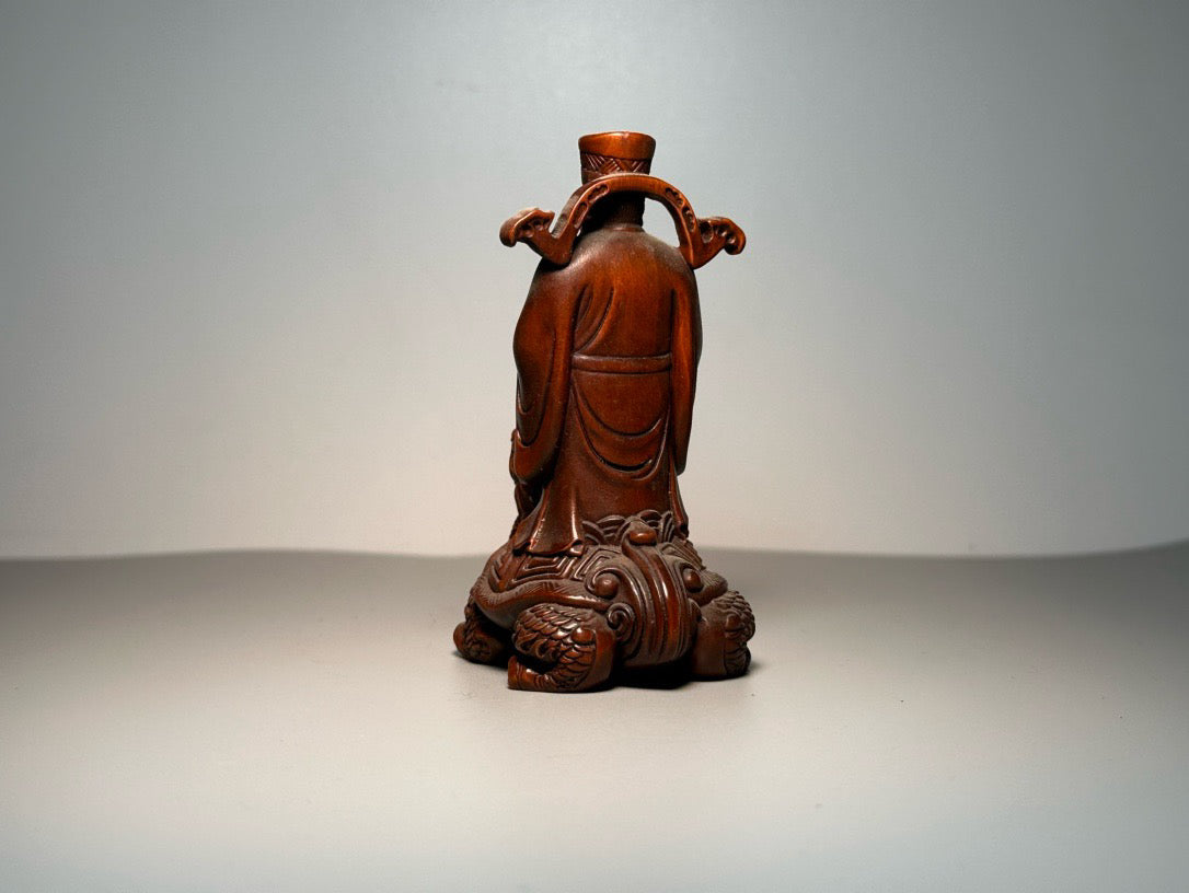 Chinese antique boxwood carving with exquisite craftsmanship to carve the God of Wealth, Dragon Turtle