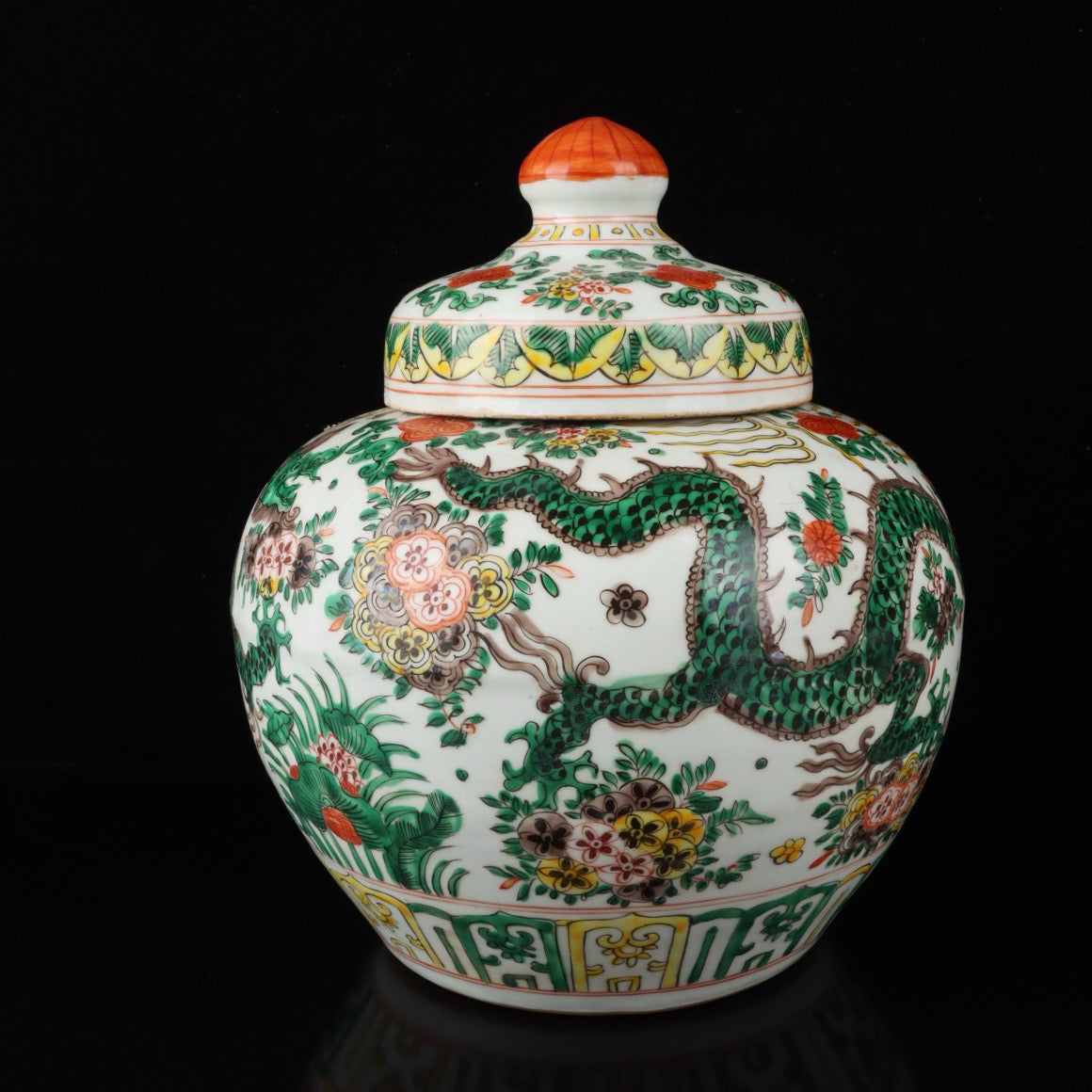 Colorful dragon patterned lid jar