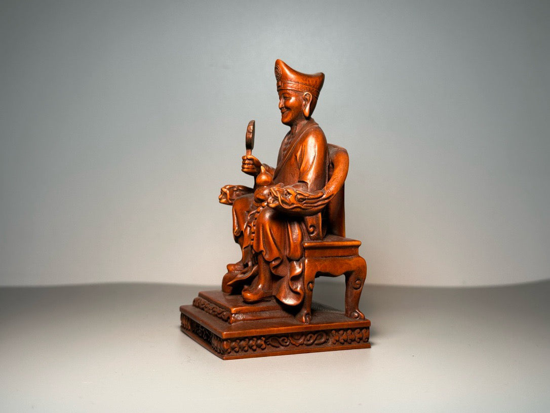 Chinese antique boxwood carving with exquisite craftsmanship to carve Jigong Living Buddha