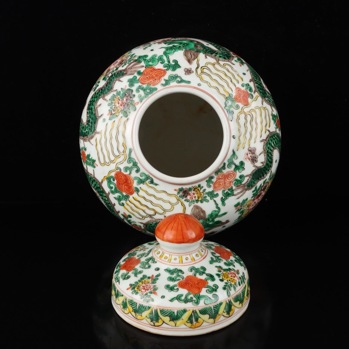 Colorful dragon patterned lid jar