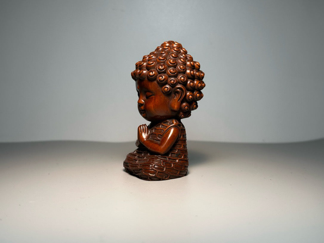 Chinese antique boxwood carving with exquisite craftsmanship to carve baby Buddha