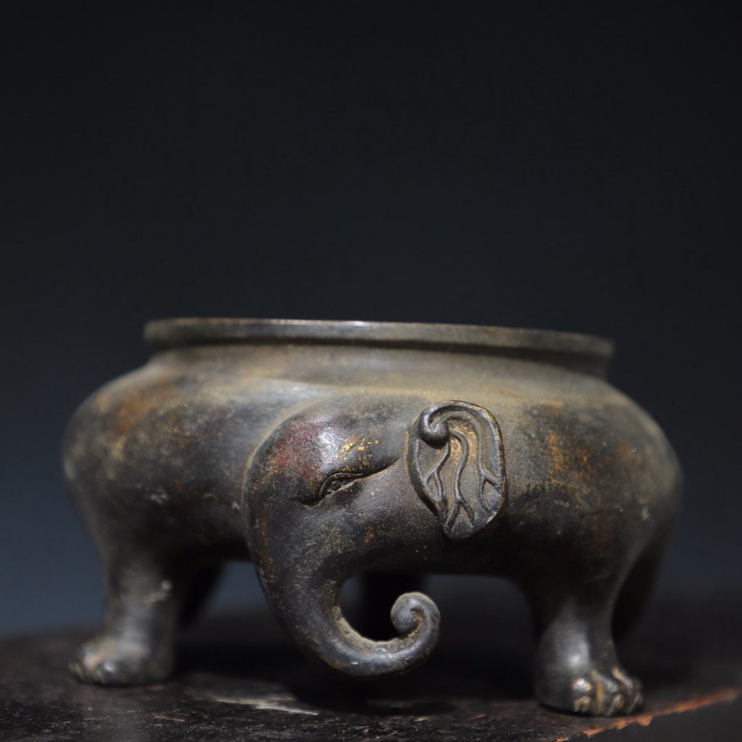 Pure copper tripod elephant incense burner