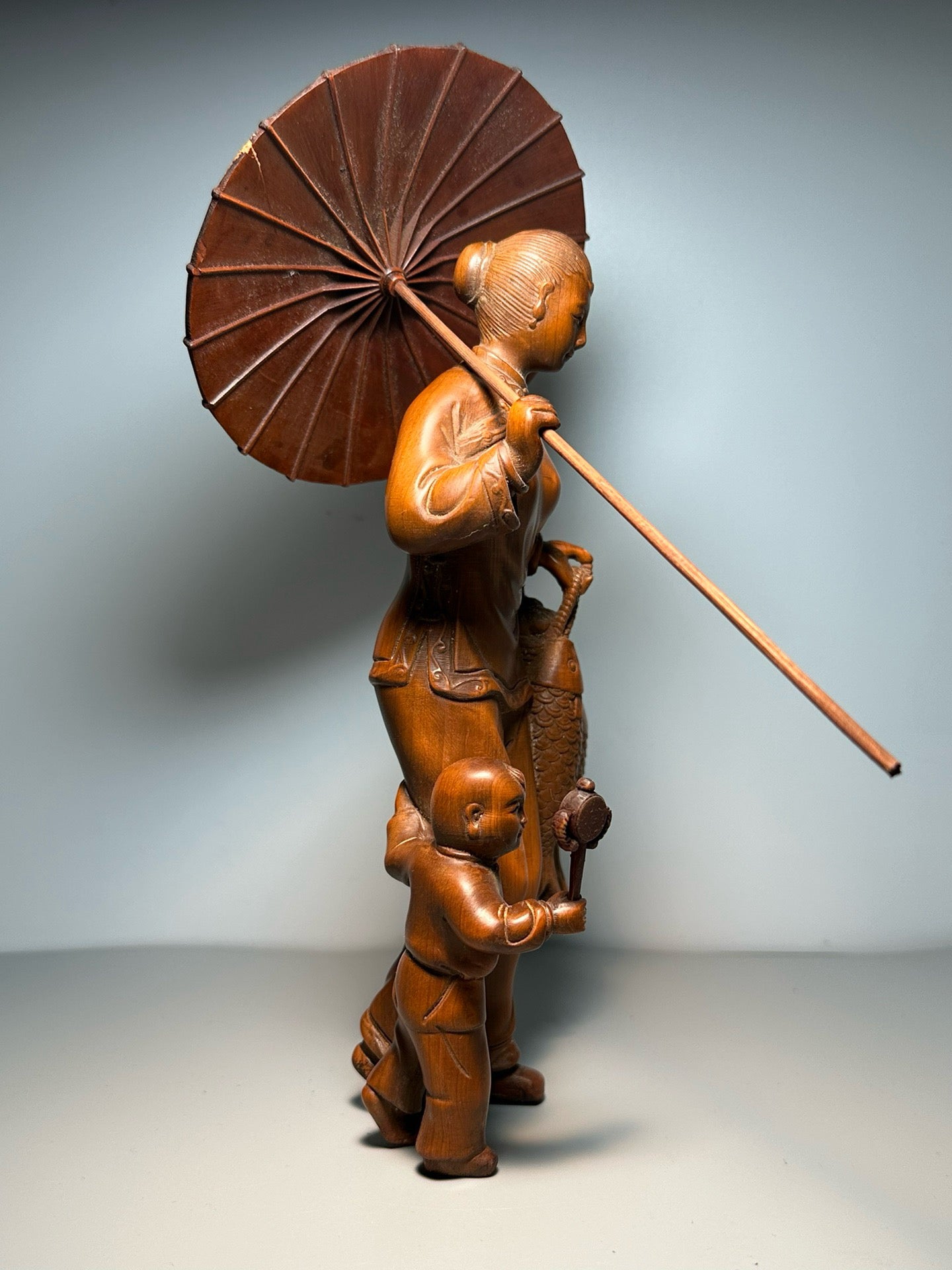 Chinese antique boxwood carved with exquisite craftsmanship, returning to my mother's home