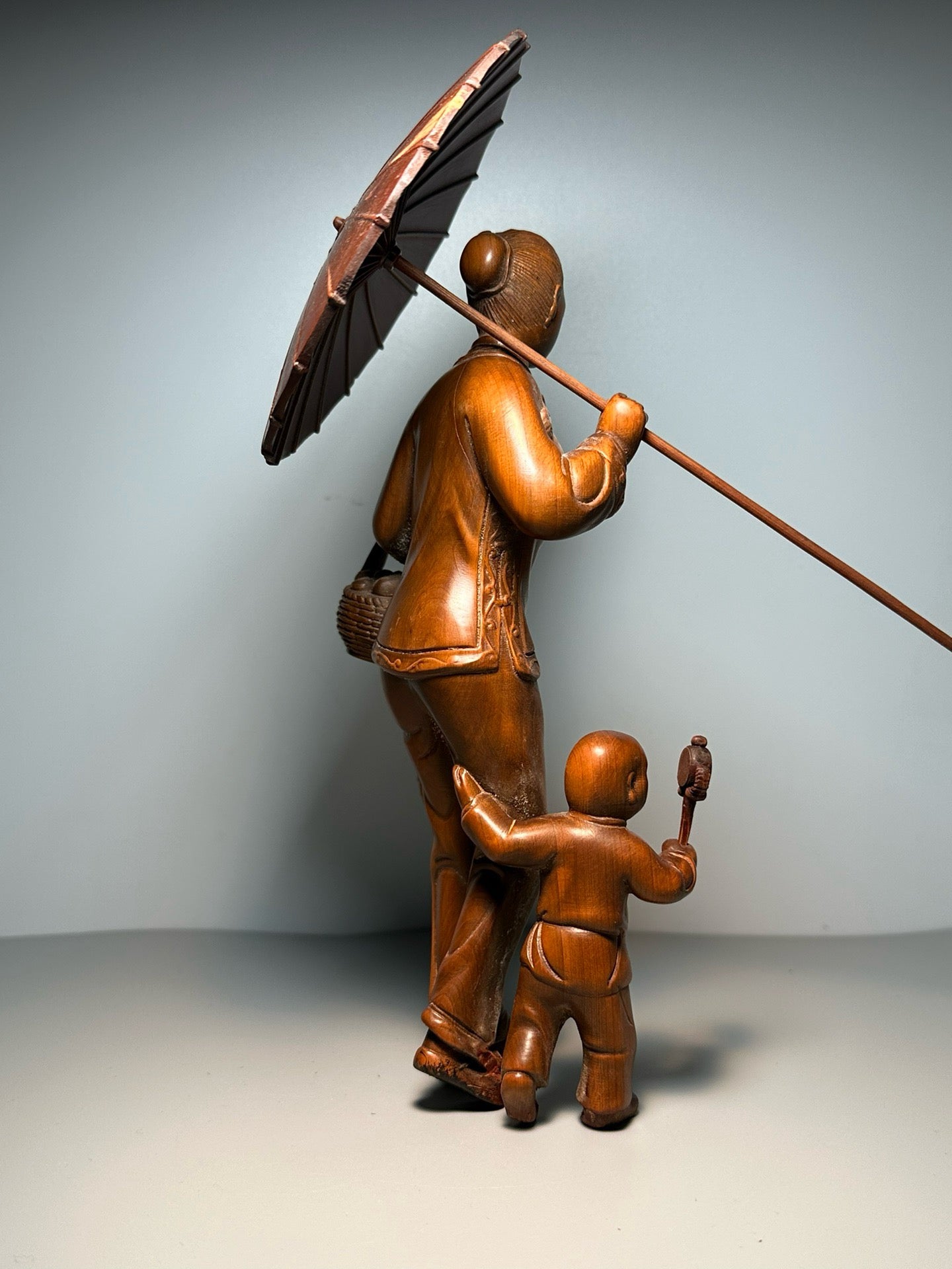 Chinese antique boxwood carved with exquisite craftsmanship, returning to my mother's home