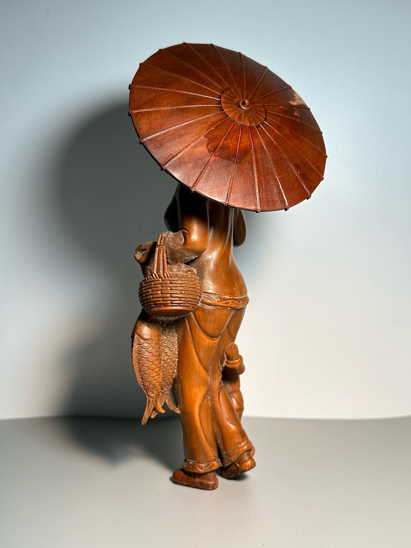 Chinese antique boxwood carved with exquisite craftsmanship, returning to my mother's home