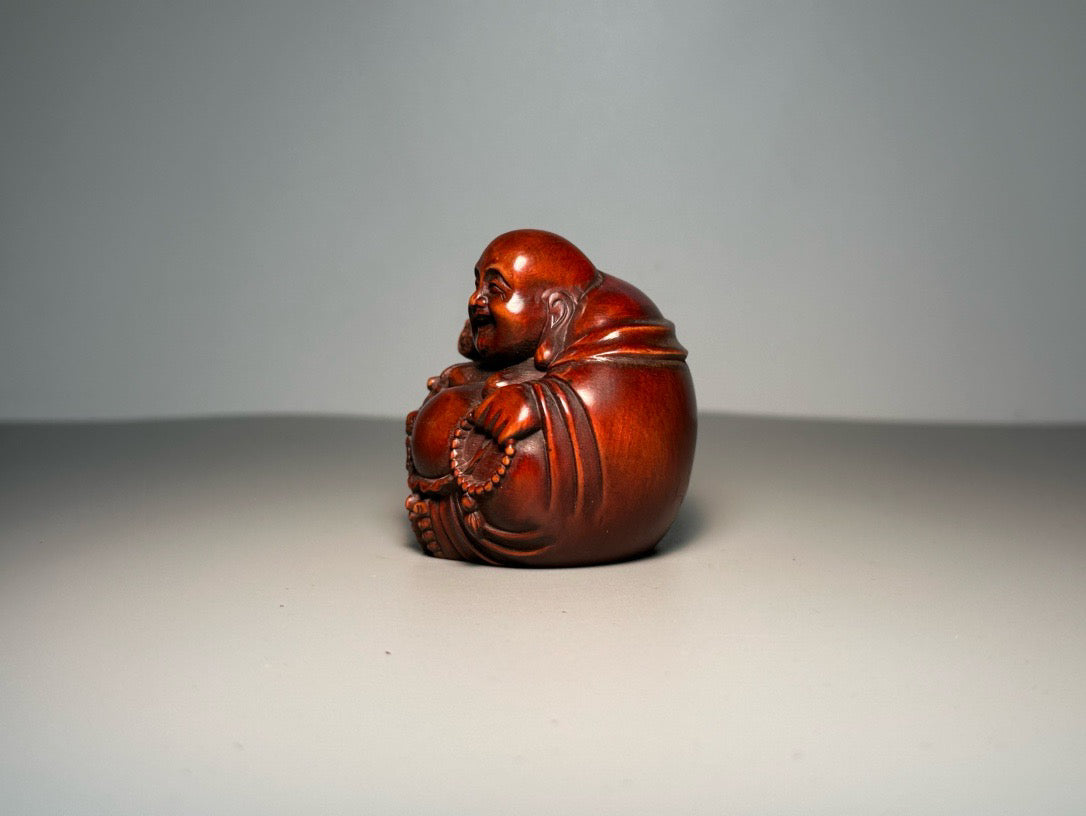 Chinese antique boxwood carving with exquisite craftsmanship to carve the Qi Maitreya Buddha