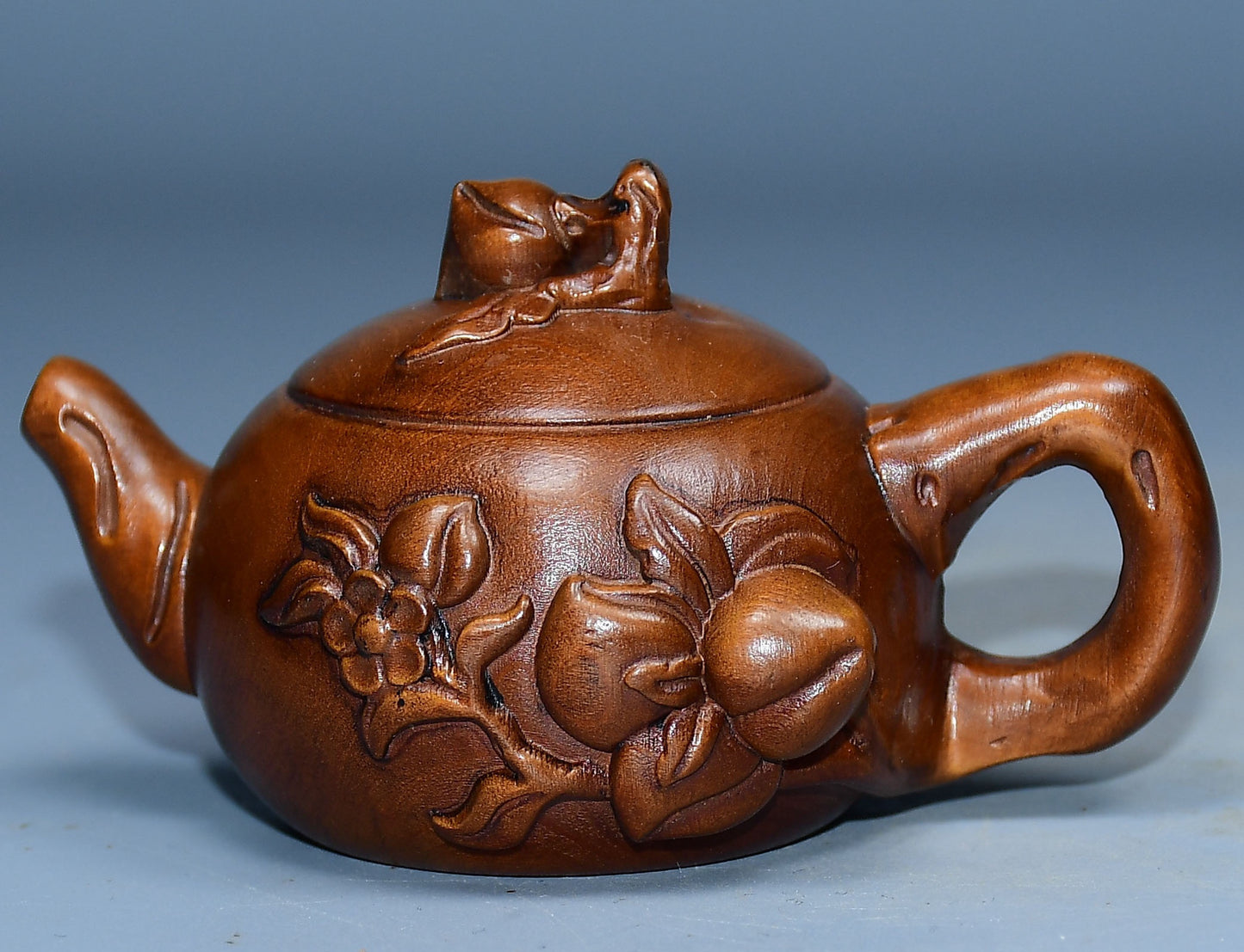 Collection Huangyang Wood Carved Peach Pot Handle