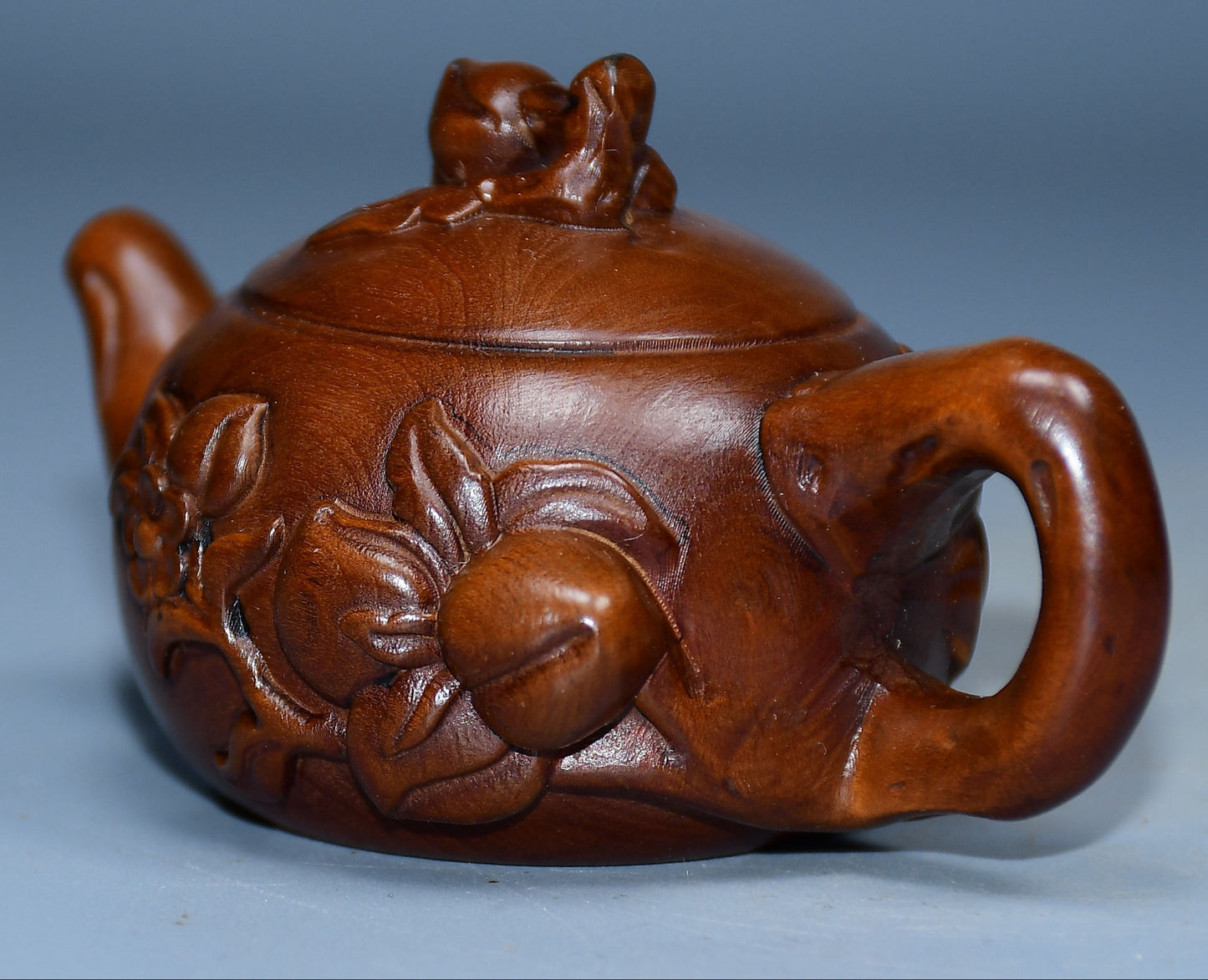 Collection Huangyang Wood Carved Peach Pot Handle