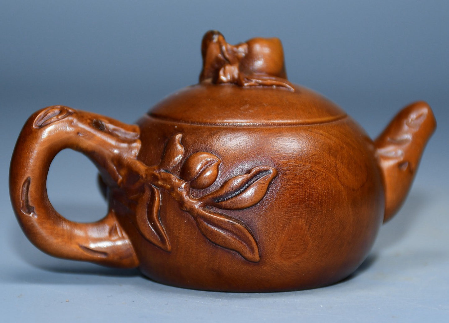 Collection Huangyang Wood Carved Peach Pot Handle