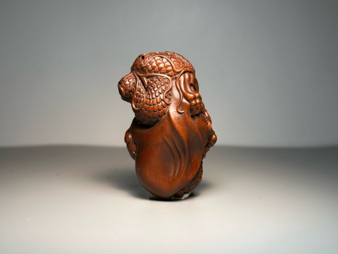 Chinese antique boxwood carved with exquisite craftsmanship, dragon handle