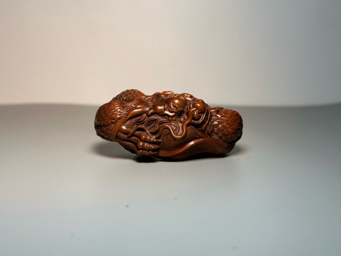 Chinese antique boxwood carved with exquisite craftsmanship, dragon handle