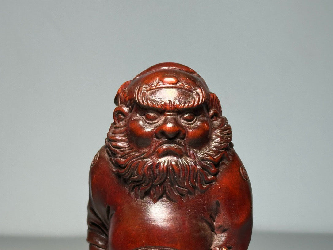 Chinese antique boxwood carving with exquisite craftsmanship, Zhong Kui wielding a sword