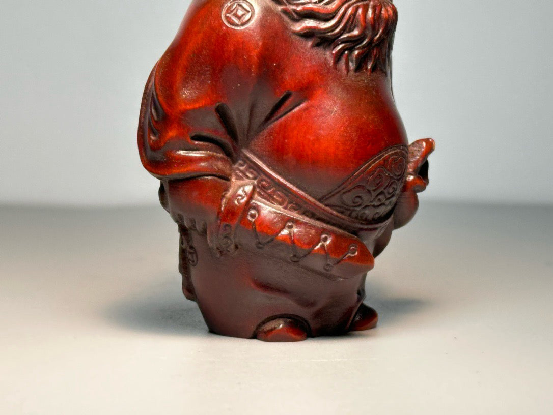 Chinese antique boxwood carving with exquisite craftsmanship, Zhong Kui wielding a sword