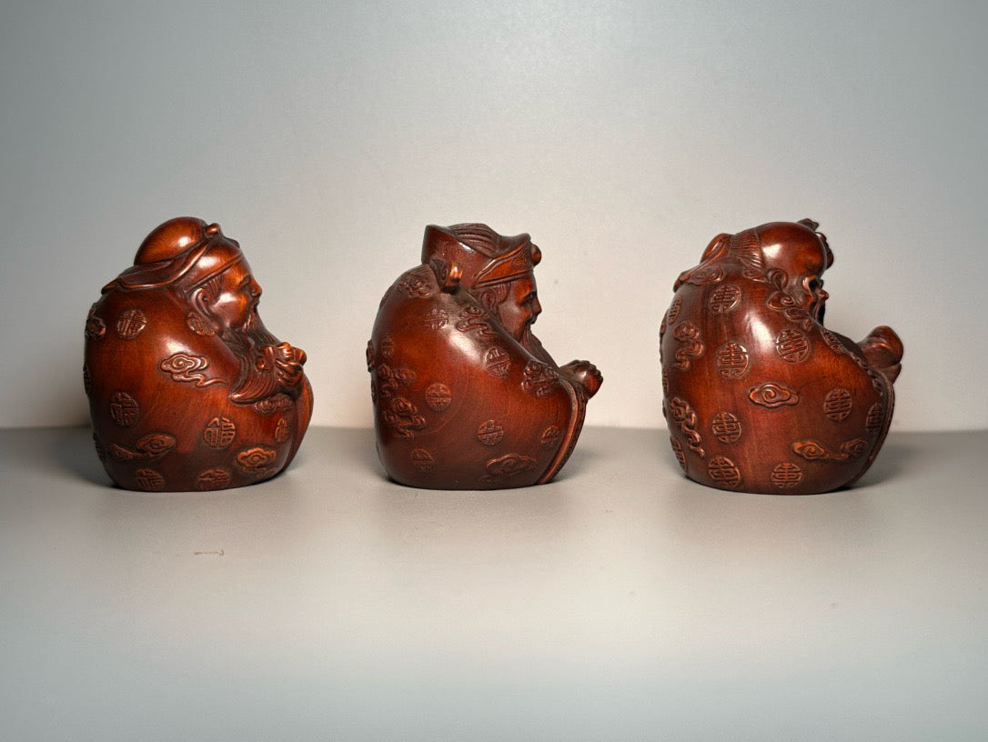 Chinese antique boxwood carving with exquisite craftsmanship, carving three stars of fortune, wealth, and longevity