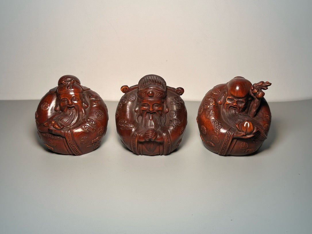 Chinese antique boxwood carving with exquisite craftsmanship, carving three stars of fortune, wealth, and longevity