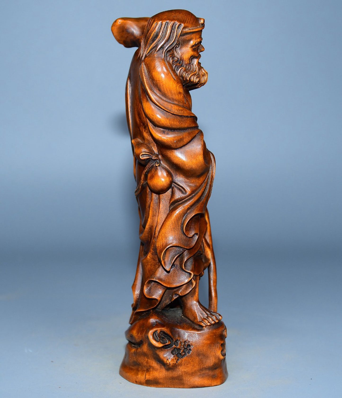 Collected boxwood carvings of the Eight Immortals of the Iron Kidnapping Plum