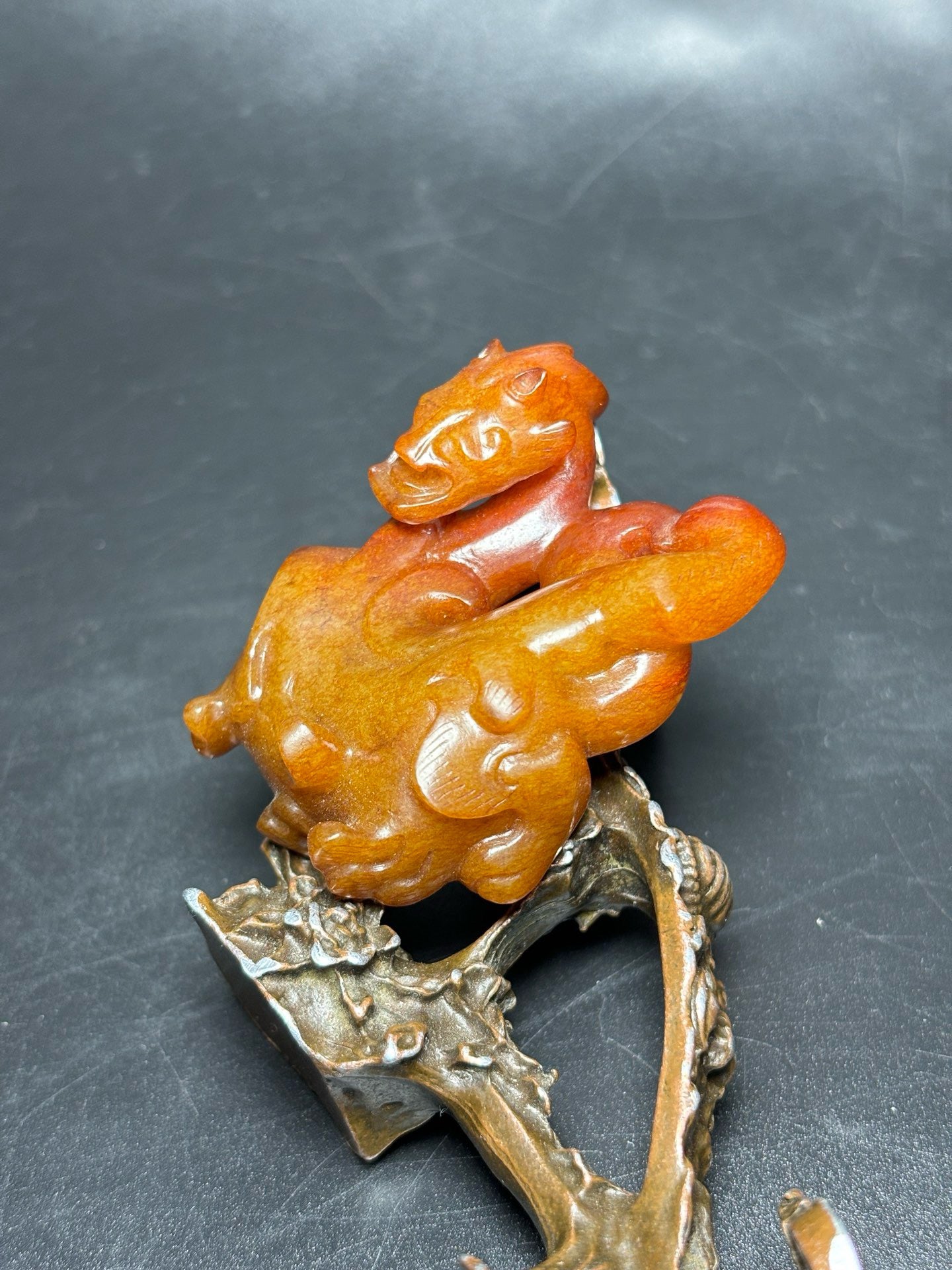 Exquisite Hetian Yulong pendant