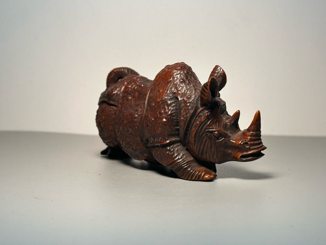Chinese antique boxwood carving with exquisite craftsmanship for rhinoceros carving