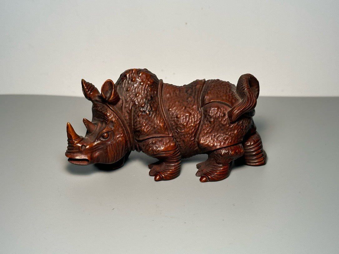 Chinese antique boxwood carving with exquisite craftsmanship for rhinoceros carving