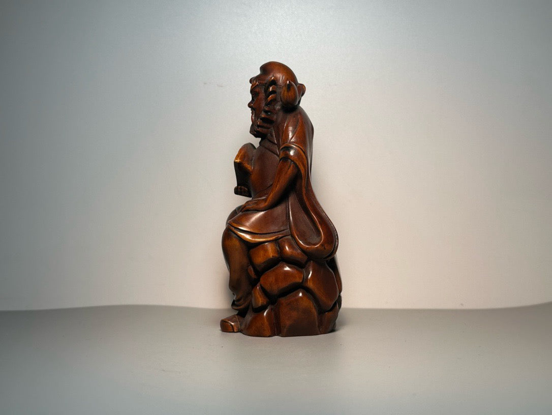 Chinese antique boxwood carving with exquisite craftsmanship, Zhong Kui delivers blessings