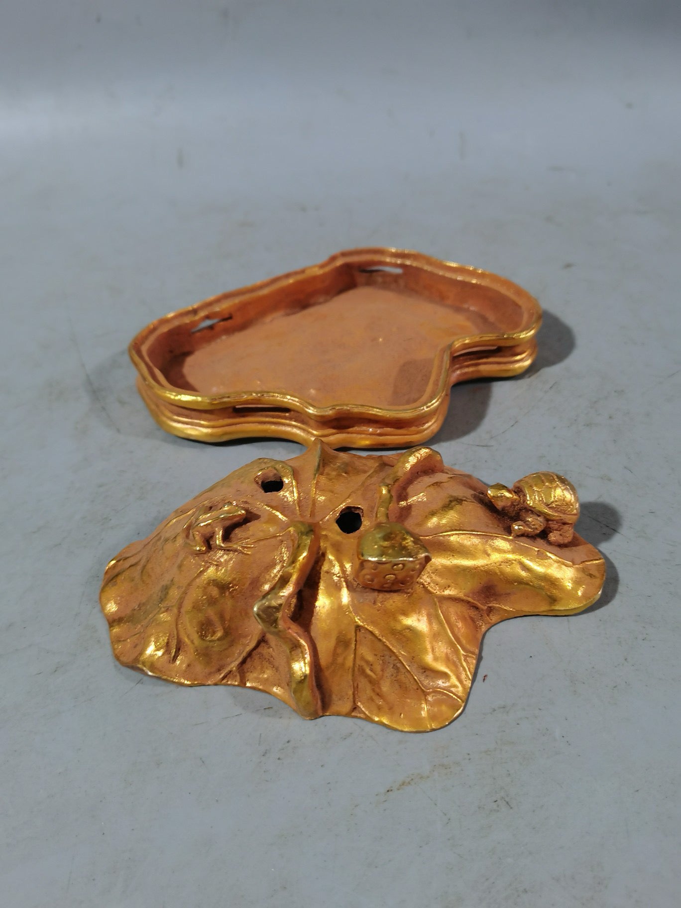 Chinese antique pure copper gold-plated lotus leaf incense burner