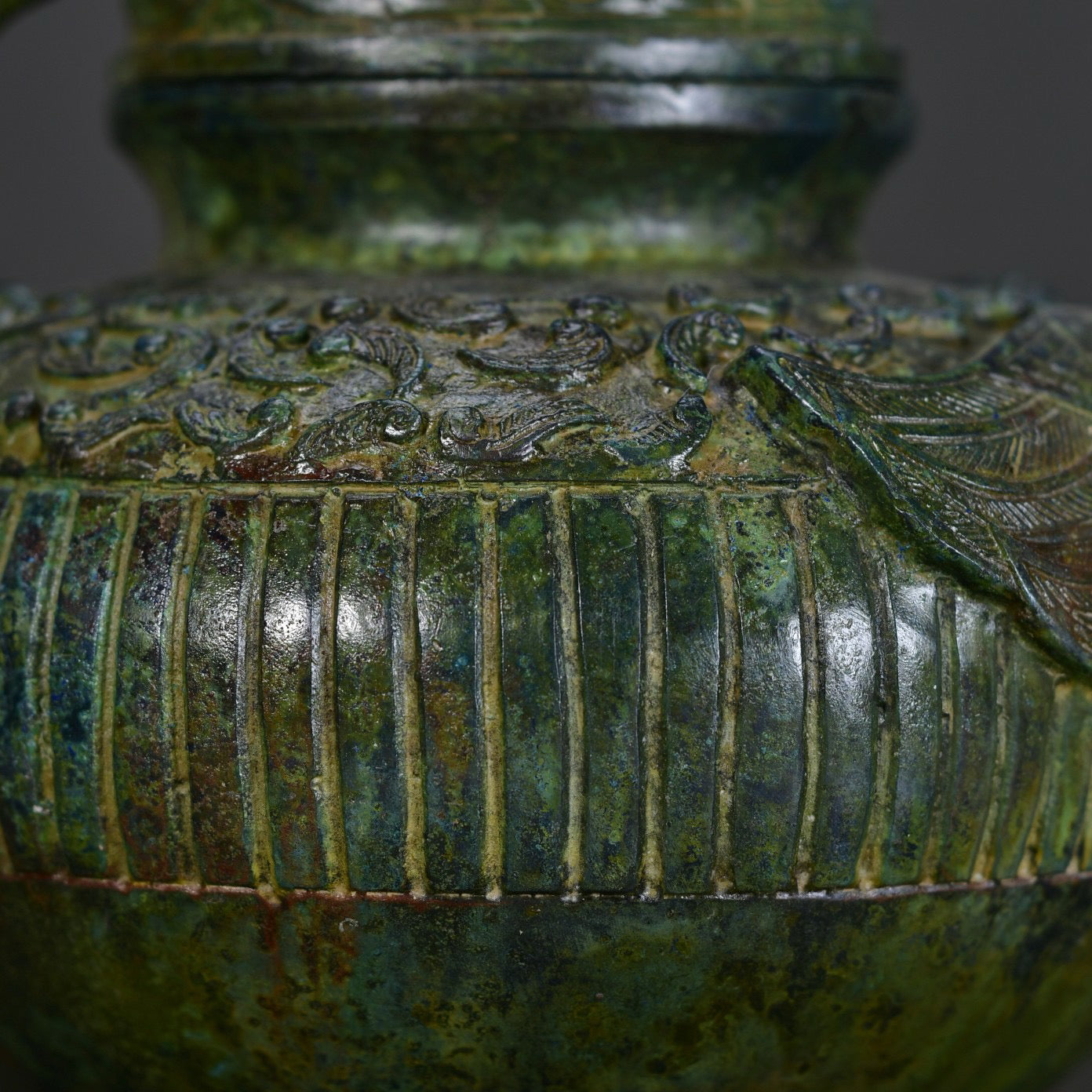 Chinese antique bronze chicken head teapot