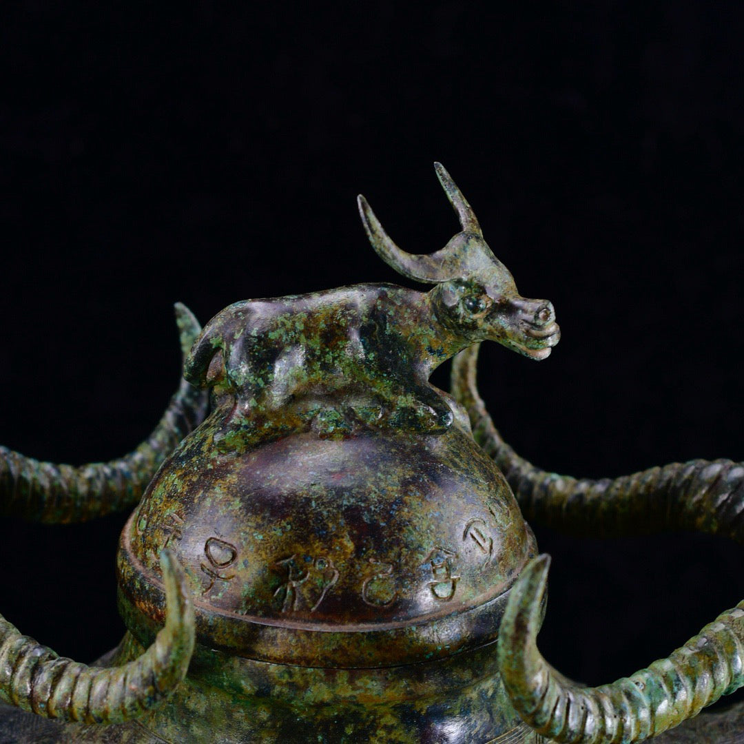 Chinese antique bronze ox statue