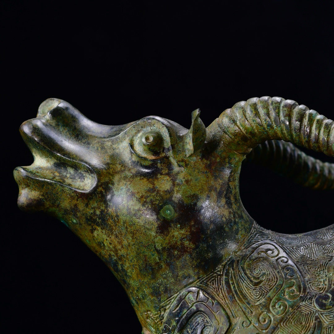 Chinese antique bronze ox statue