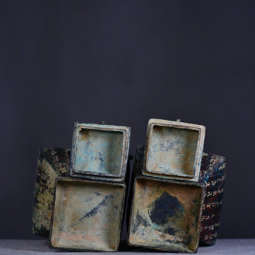 Chinese antique bronze square teapot