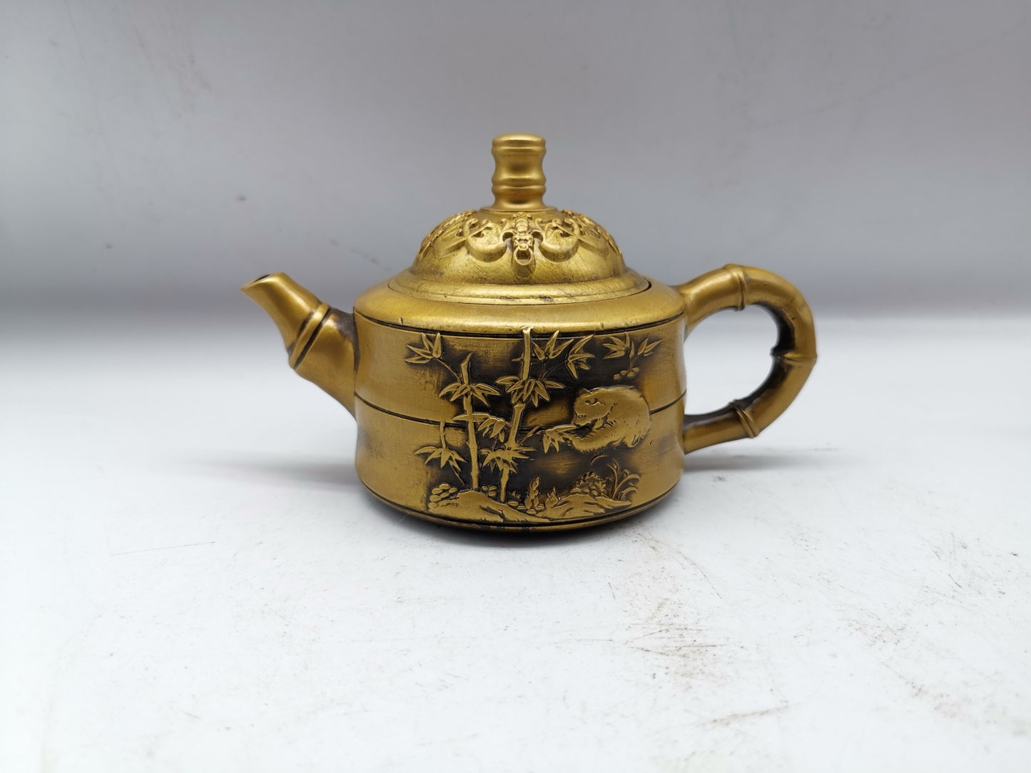 Chinese antique brass bamboo bear cat pot