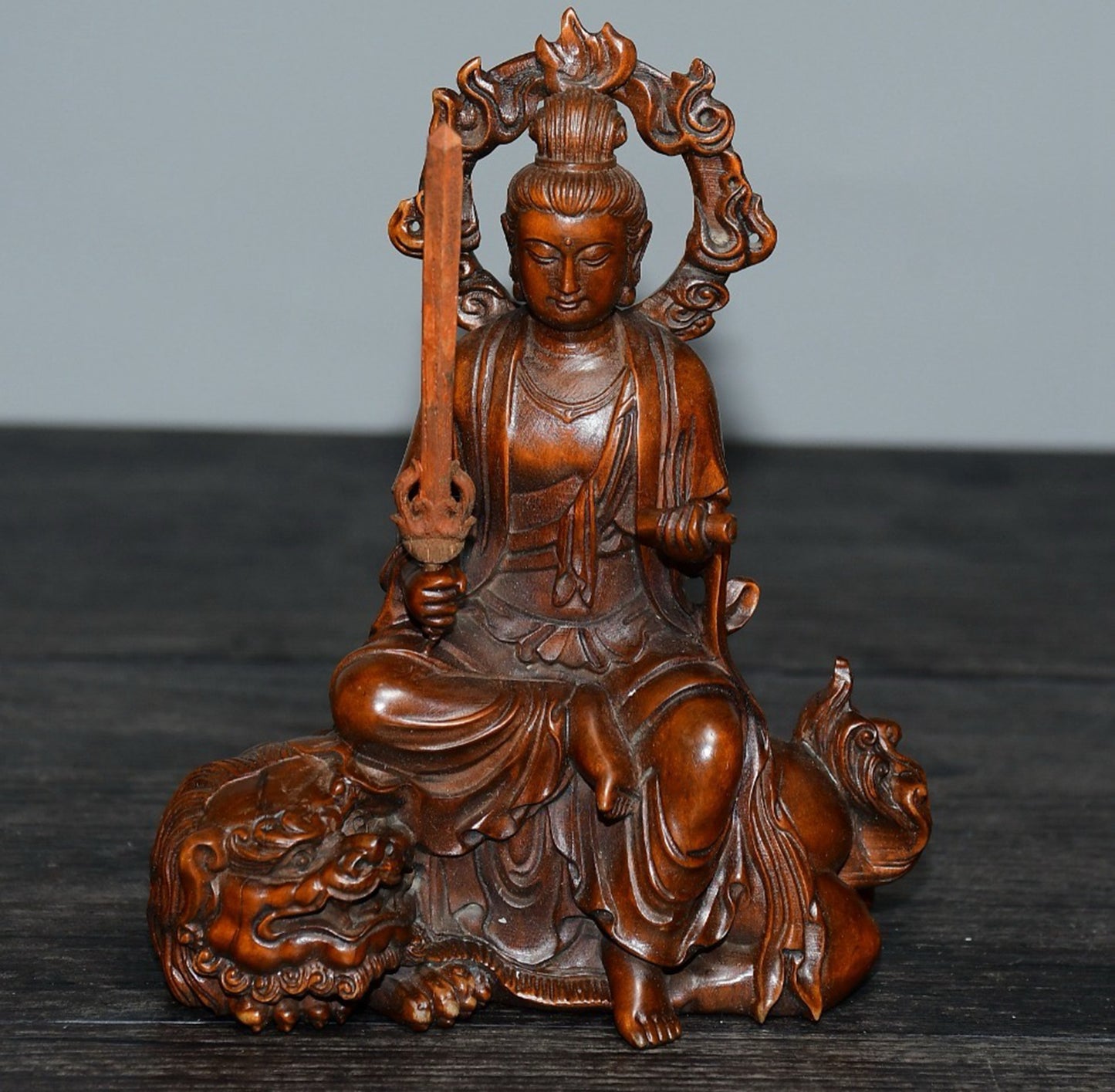 Small leaved boxwood Manjushri universal ornament