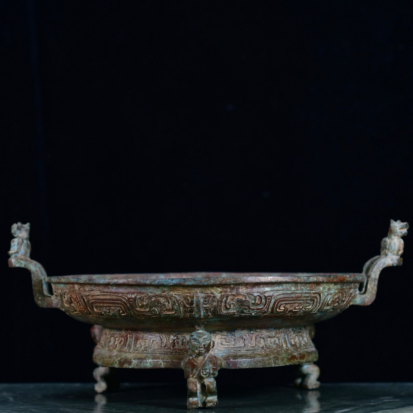 Chinese antique bronze fruit platter