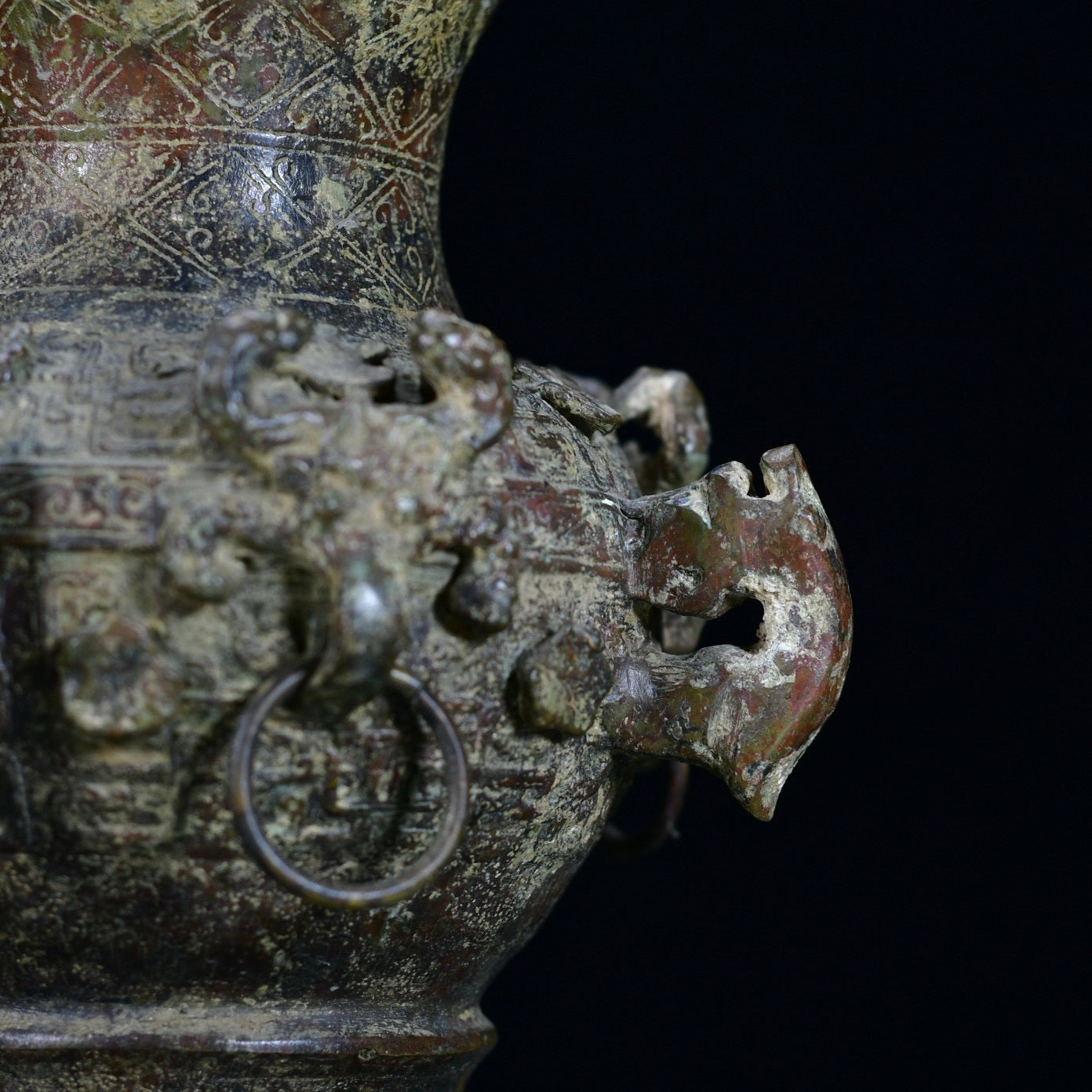 Chinese antique bronze round teapot