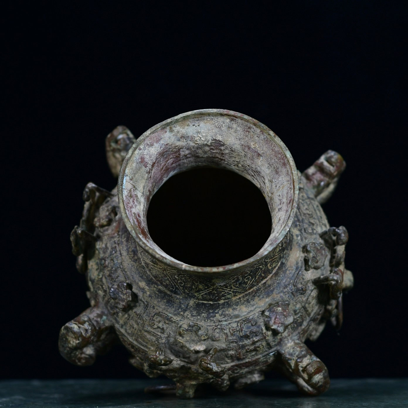 Chinese antique bronze round teapot