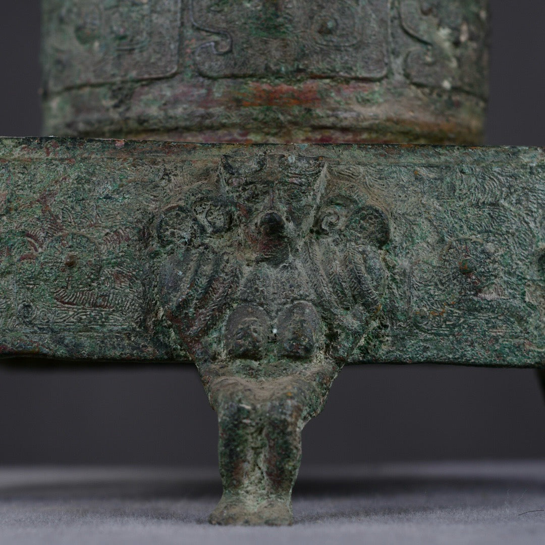 Chinese Antique Bronze Reserve