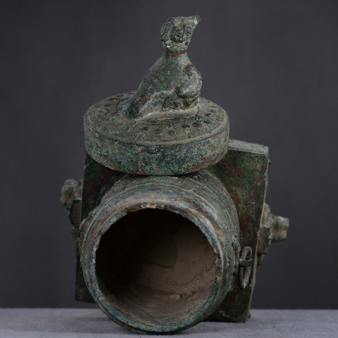 Chinese Antique Bronze Reserve
